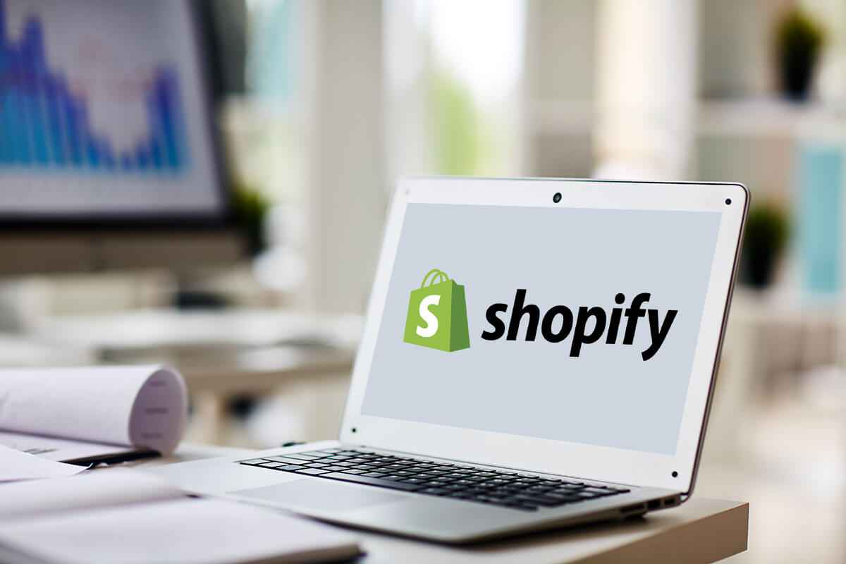 Shopify store development concept showing ecommerce design, customization, and online selling
